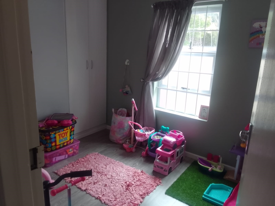 To Let 3 Bedroom Property for Rent in Parklands Western Cape